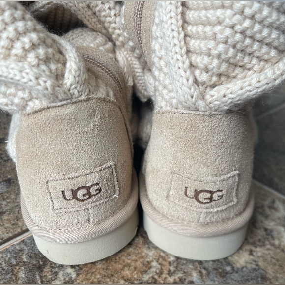 UGG Classic Tall Chunky Knit Boots- Natural, Women’s Size 8 - Picture 6 of 8